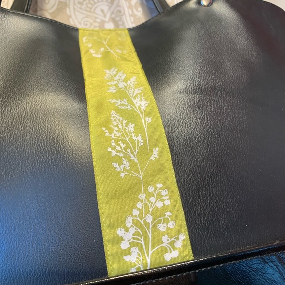 Laura Bee Designs Vegan Shoulder Bag Snap Purse - Picture 4 of 8